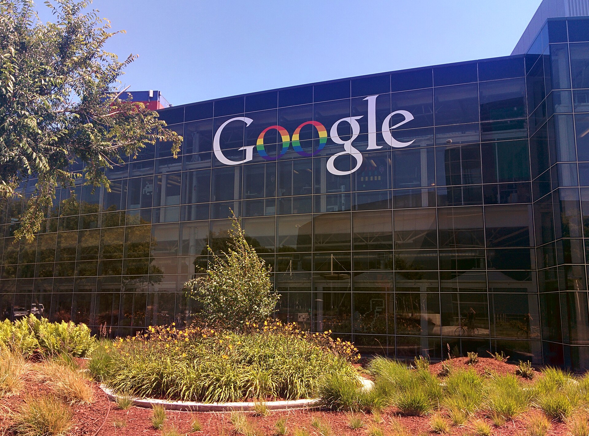 Technology company campus in California representing the US tech sector